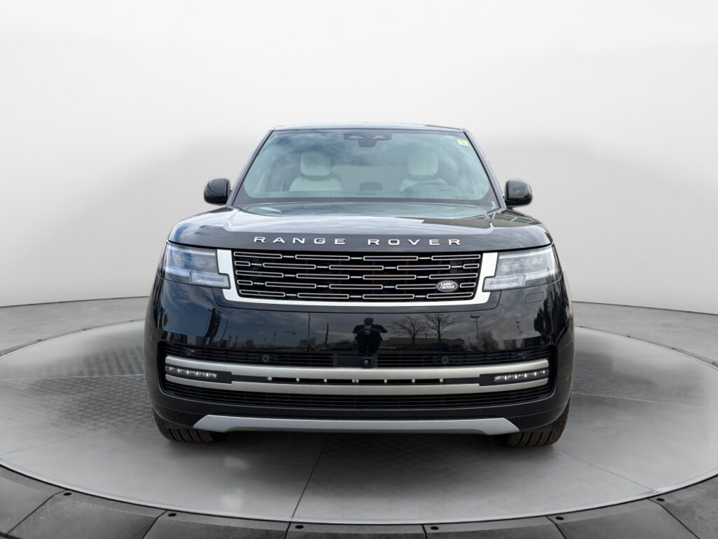 New 2026 Land Rover Range Rover SE SUV
