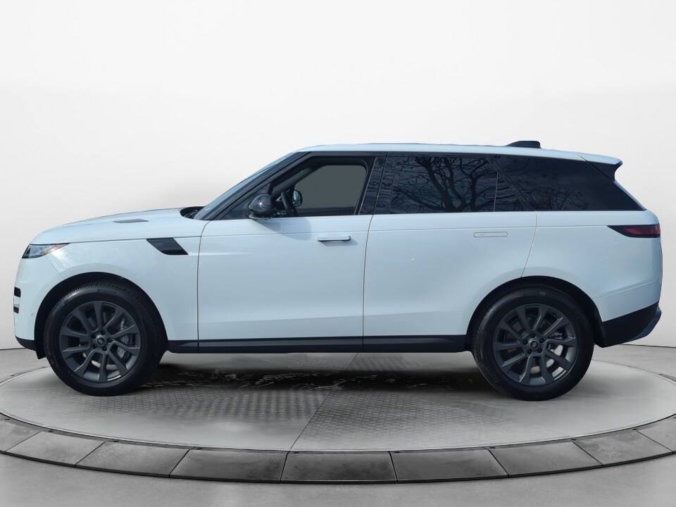 2025 Land Rover Range Rover Sport P360 S photo 4