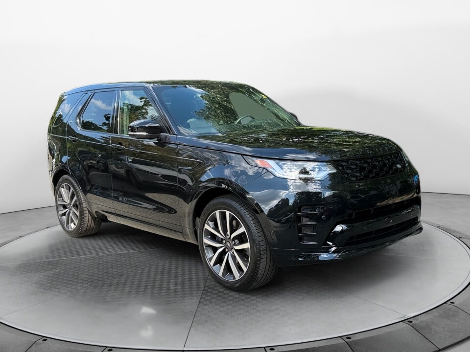 2024 Land Rover Discovery P360 Dynamic SE photo 3