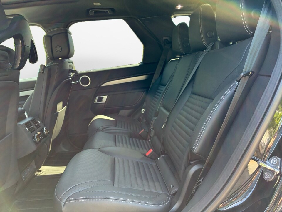 2026 Land Rover Discovery Gemini Edition - Photo 13