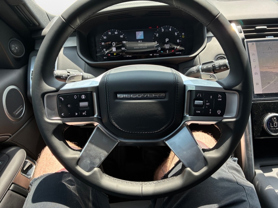 2026 Land Rover Discovery Tempest Edition - Photo 10