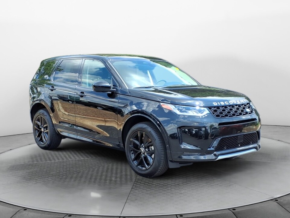 2025 Land Rover Discovery Sport S photo 2