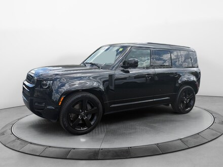 2025 Land Rover Defender 110 P400 X-Dynamic SE SUV