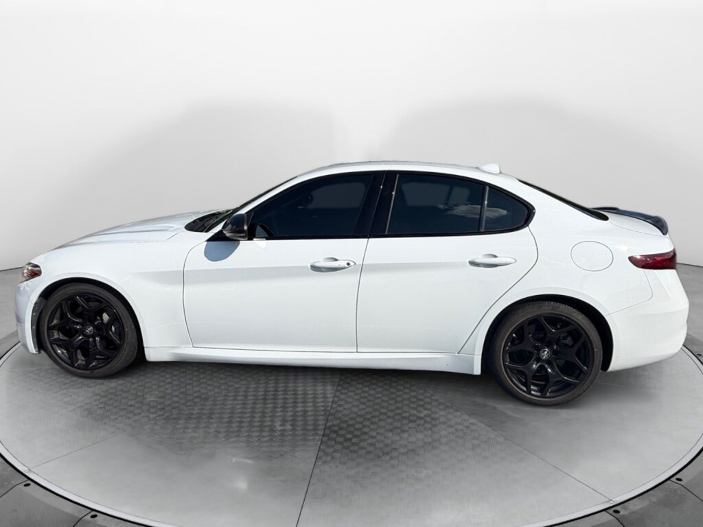 Used 2021 Alfa Romeo Giulia Sedan