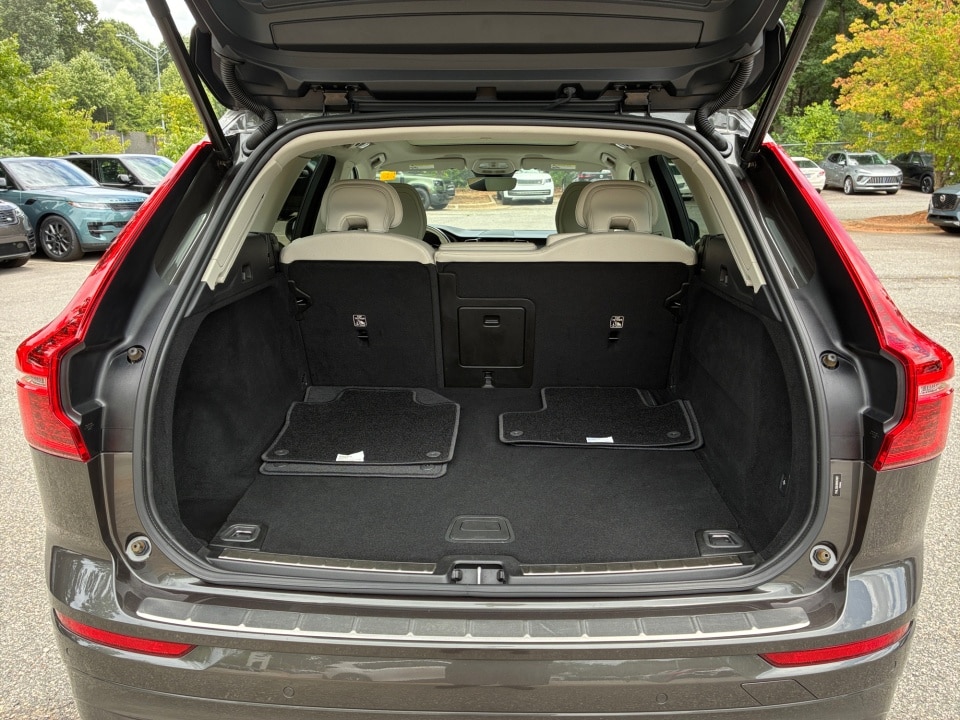 2022 Volvo XC60 Momentum - Photo 15