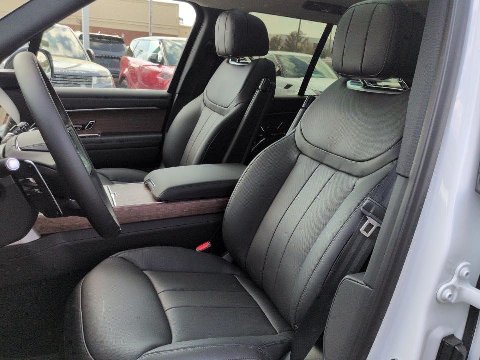 2025 Land Rover Range Rover SE - Photo 30