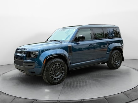 2026 Land Rover Defender 110 Octa SUV