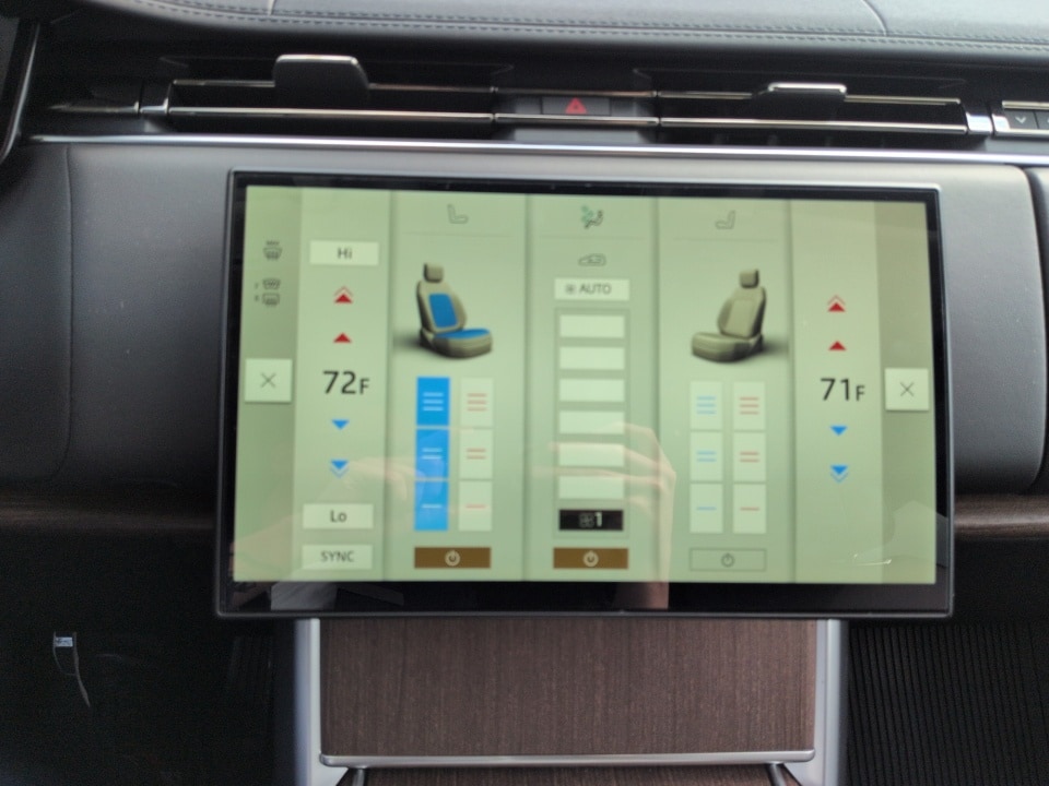 2025 Land Rover Range Rover SE - Photo 18