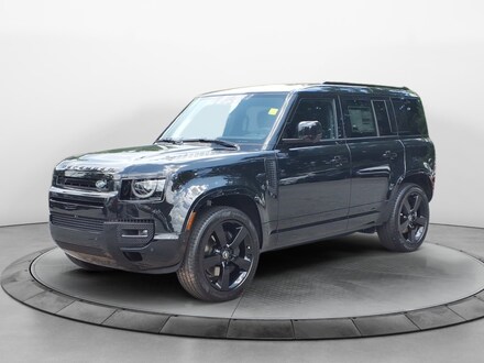 2025 Land Rover Defender 110 X-Dynamic SE SUV