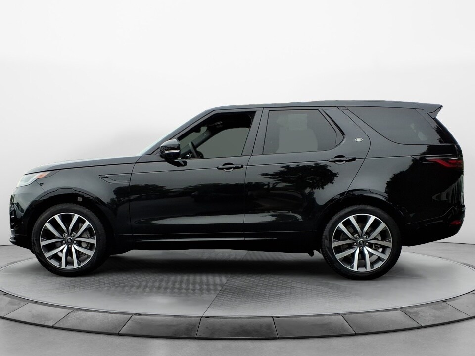2024 Land Rover Discovery P300 Dynamic SE photo 4