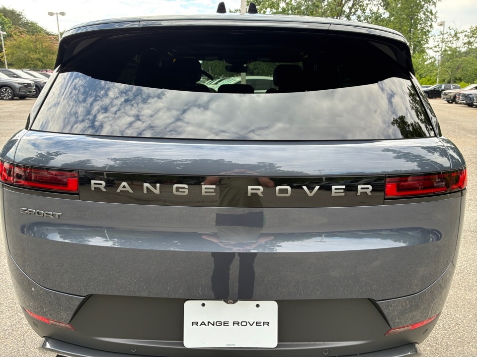 2026 Land Rover Range Rover Sport SE - Photo 14
