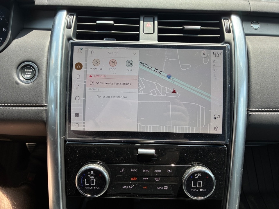 2026 Land Rover Discovery Tempest Edition - Photo 17