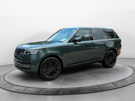 2026 Land Rover Range Rover SE 400PS