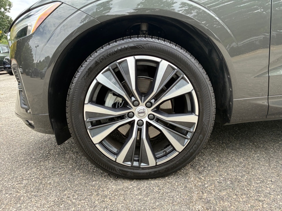 2022 Volvo XC60 Momentum - Photo 27