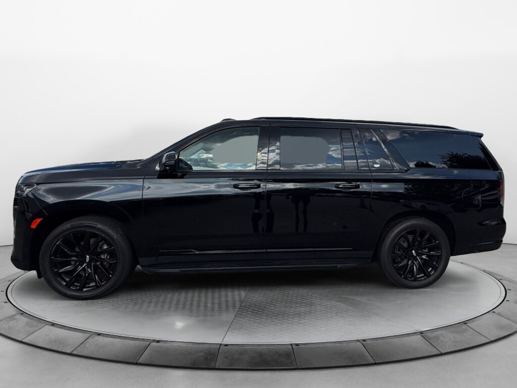 Used 2022 Cadillac Escalade ESV Sport Platinum SUV