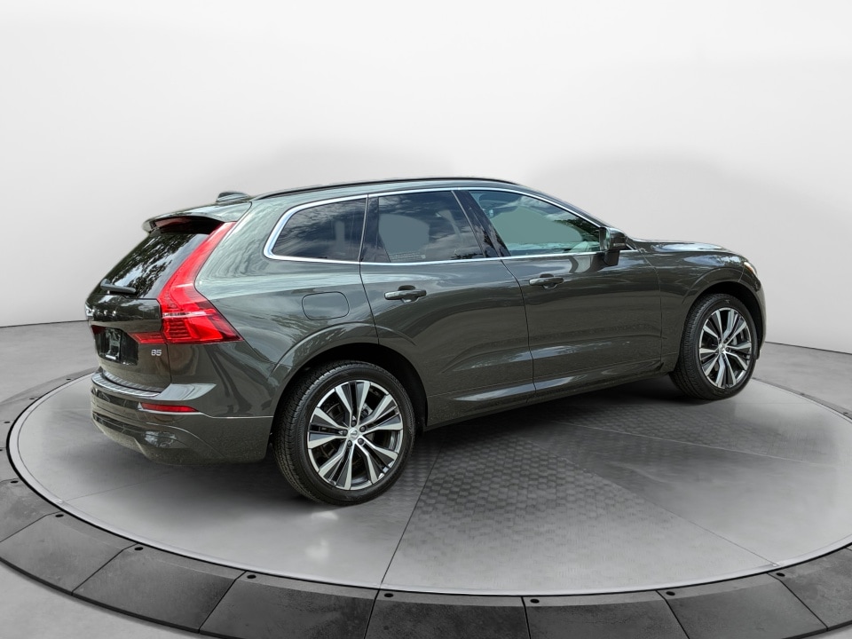 2022 Volvo XC60 Momentum - Photo 7