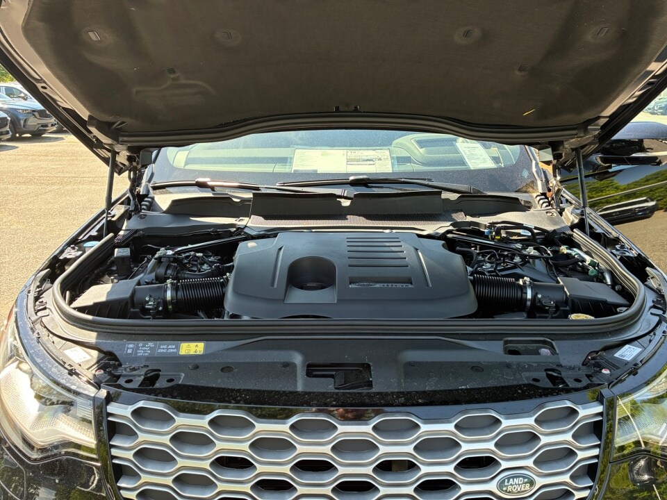2026 Land Rover Discovery Gemini Edition - Photo 16