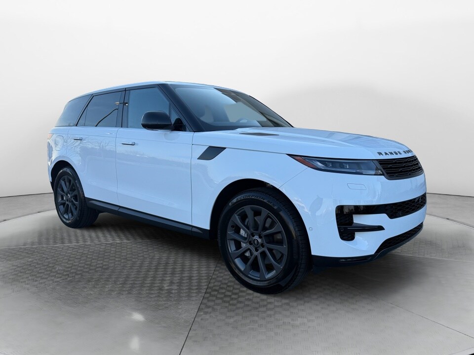 2025 Land Rover Range Rover Sport P360 S photo 3