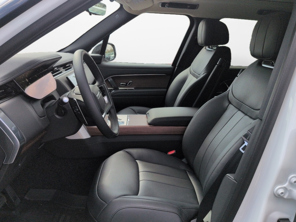 2025 Land Rover Range Rover SE - Photo 9