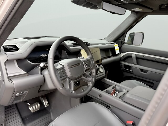 2026 Land Rover Defender OCTA - Photo 20
