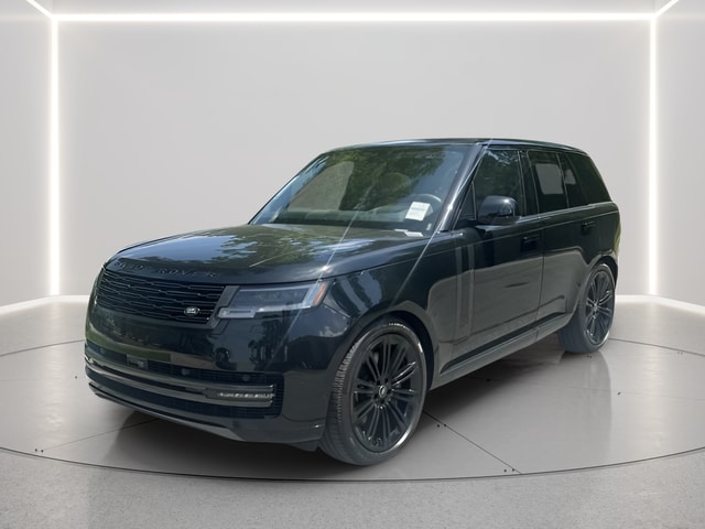 2025 Land Rover Range Rover SE's photo