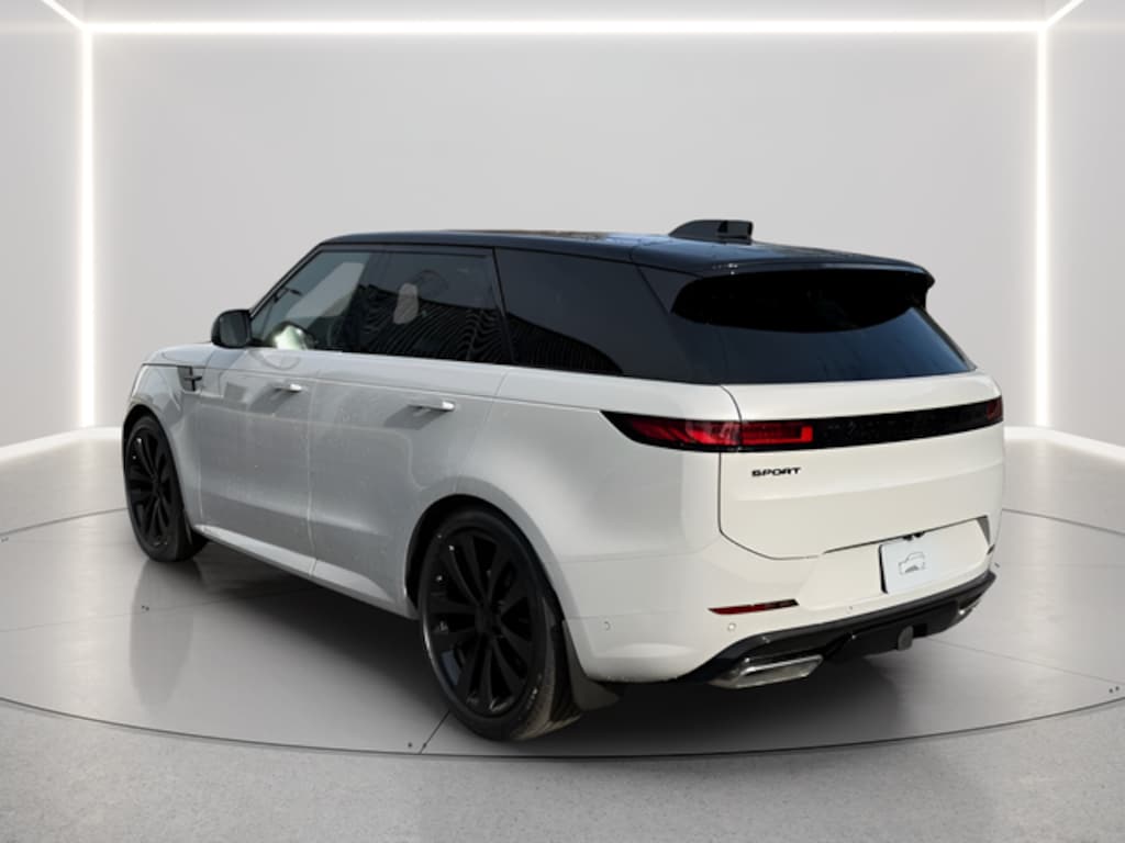 New 2026 Land Rover Range Rover Sport Dynamic SE SUV