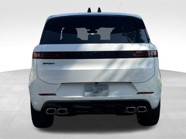 2025 Land Rover Range Rover Sport SE photo 4