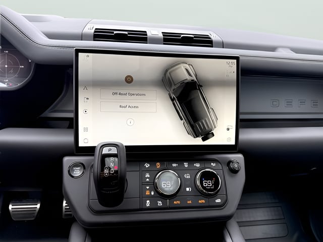 2026 Land Rover Defender OCTA - Photo 25