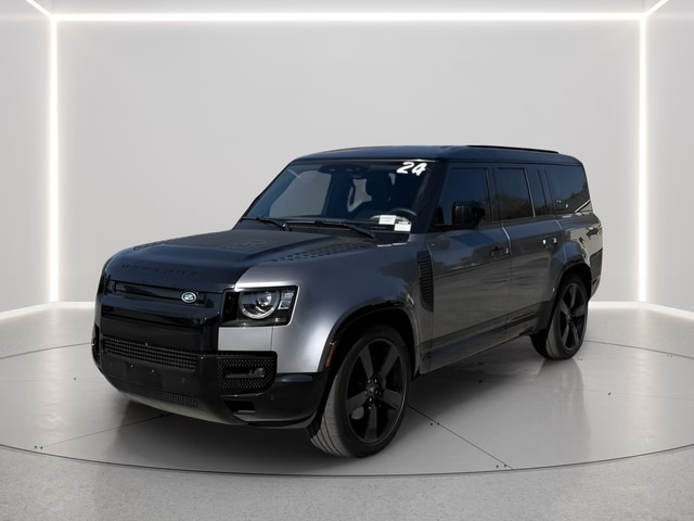 2024 Land Rover Defender X's photo
