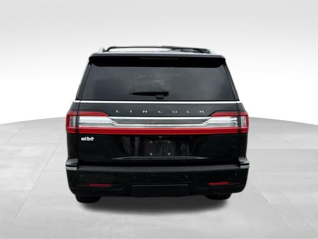 2018 Lincoln Navigator L Reserve photo 4
