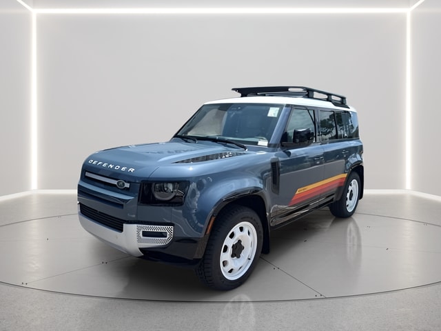 2025 Land Rover Defender 110 S P300's photo