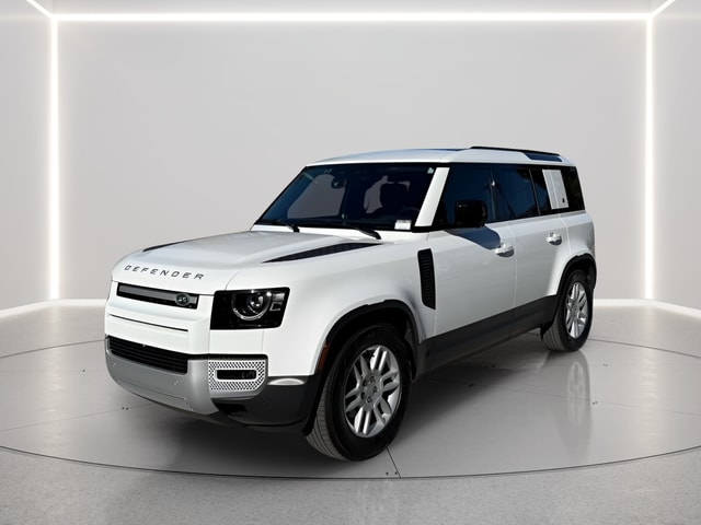 2023 Land Rover Defender S's photo