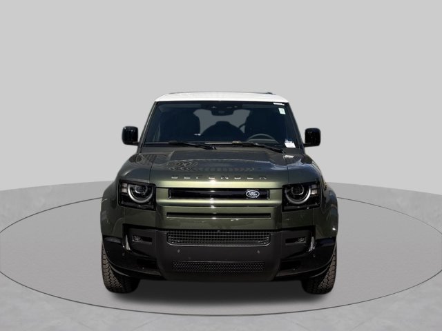 2026 Land Rover Defender X-Dynamic SE - Photo 8