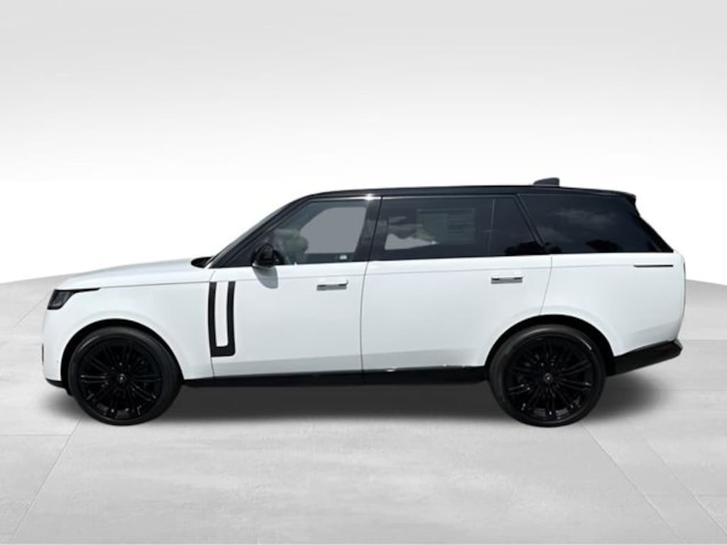 New 2025 Land Rover Range Rover SE SUV