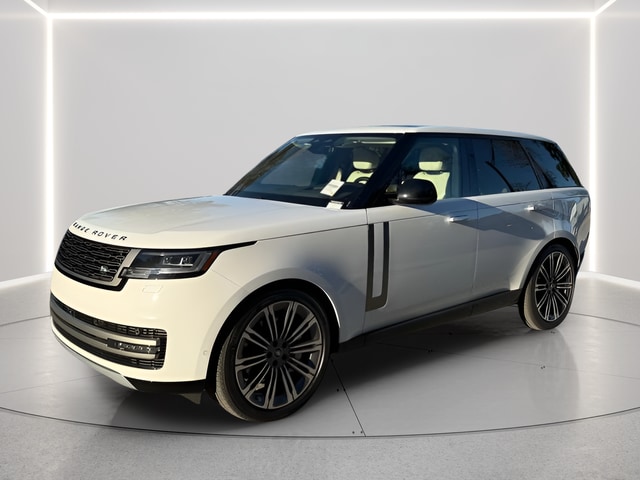 2025 Land Rover Range Rover SE's photo
