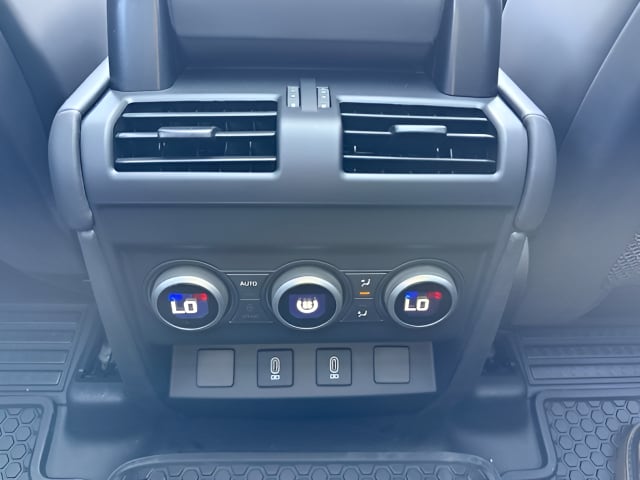 2026 Land Rover Defender S - Photo 40