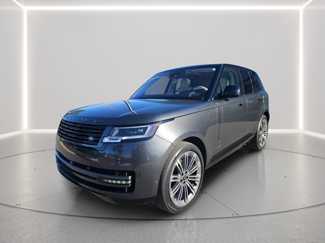 2023 Land Rover Range Rover SE's photo