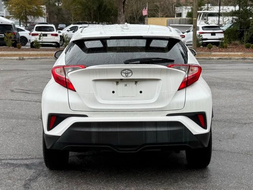 Used 2020 Toyota C-HR LE SUV