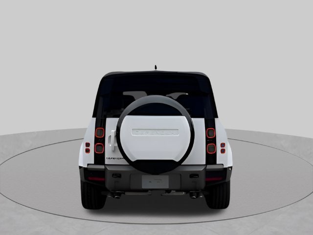 2026 Land Rover Defender V8 - Photo 8