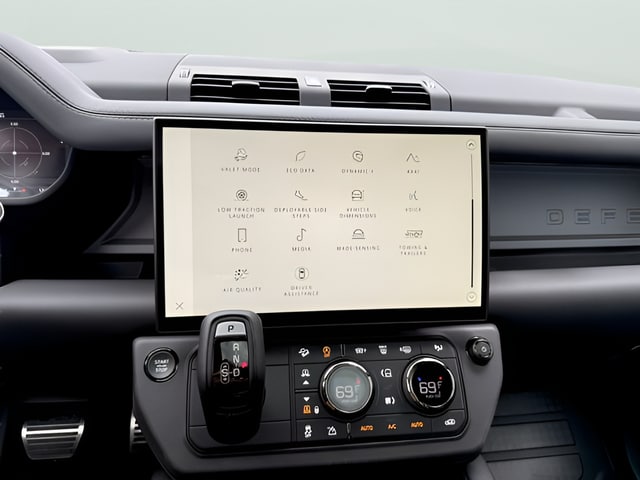 2026 Land Rover Defender OCTA - Photo 28