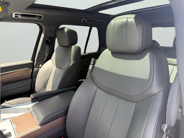 2026 Land Rover Range Rover SE - Photo 15
