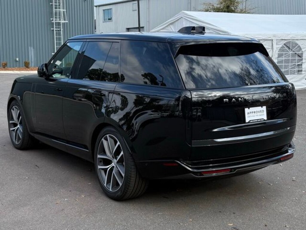 Used 2025 Land Rover Range Rover SE SUV