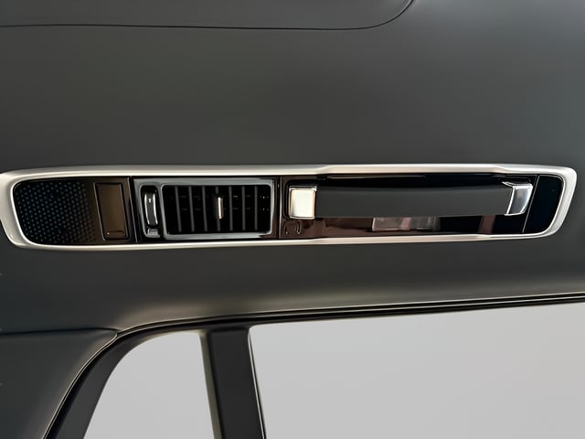 2026 Land Rover Range Rover Autobiography - Photo 37