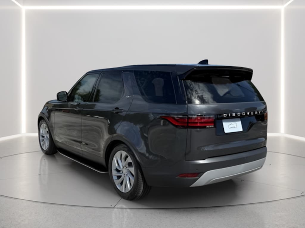 New 2025 Land Rover Discovery S SUV