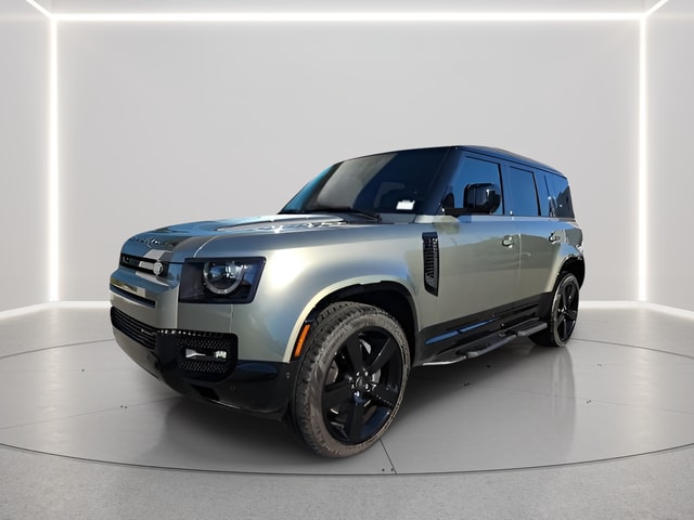 2023 Land Rover Defender X-Dynamic SE's photo