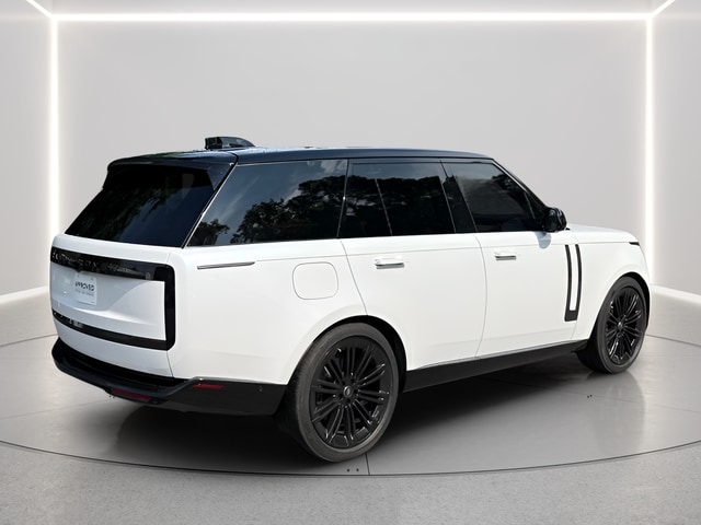 2025 Land Rover Range Rover SE - Photo 5