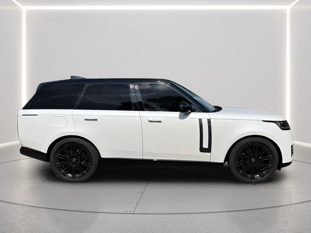 2025 Land Rover Range Rover SE - Photo 6