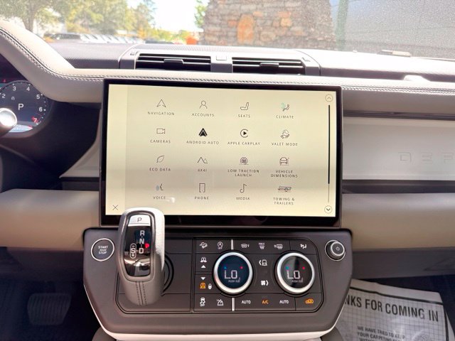 2026 Land Rover Defender X-Dynamic SE - Photo 23