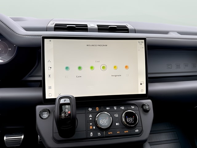 2026 Land Rover Defender OCTA - Photo 27