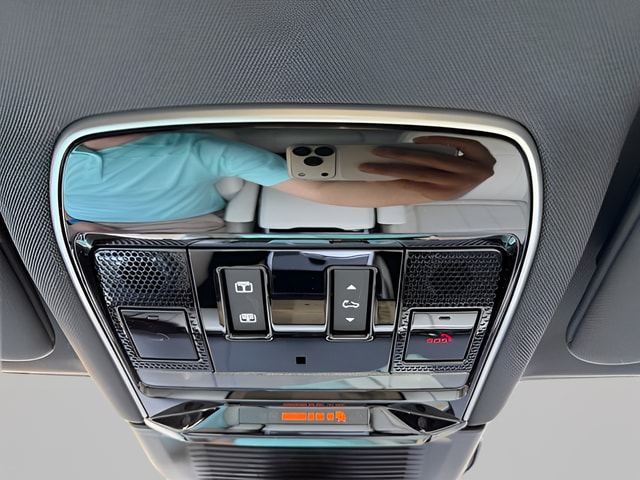 2026 Land Rover Range Rover SE - Photo 26